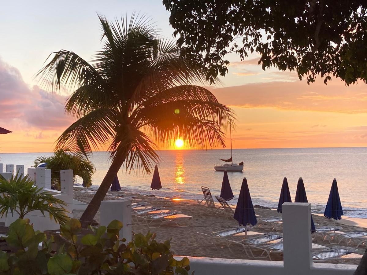 Sand Castle On The Beach - Adults Only Hotel Frederiksted