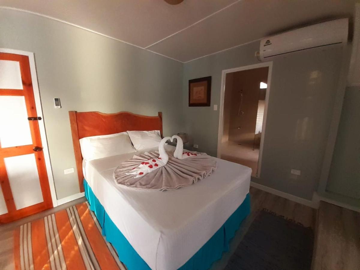 Castara Inn Aparthotel