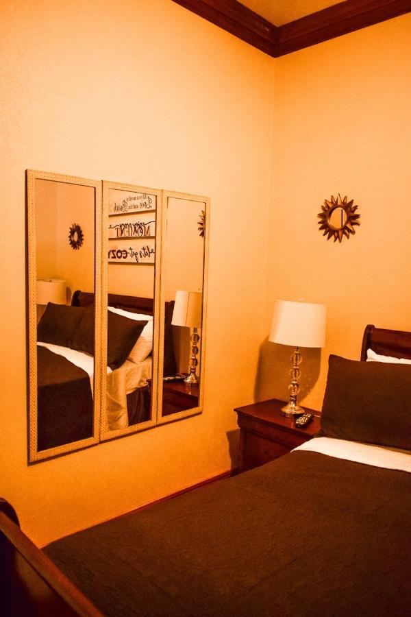 Brownstone Apartamento