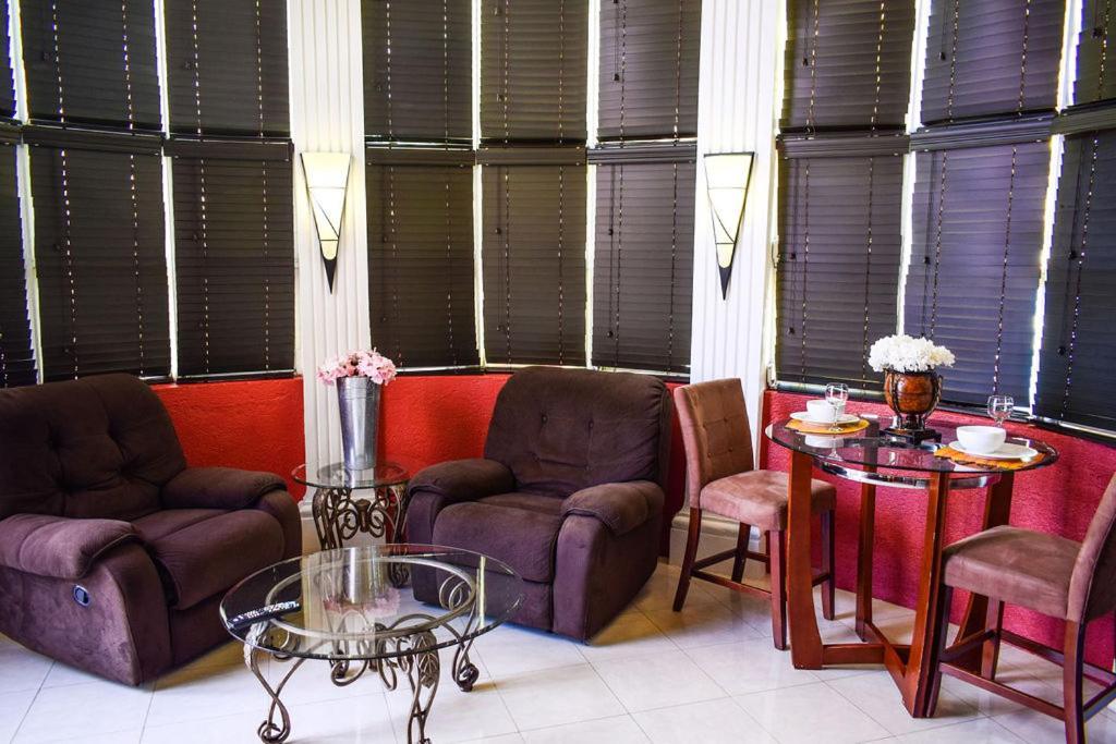 Brownstone Apartamento *