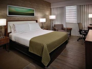 Express & By Ihg 3*