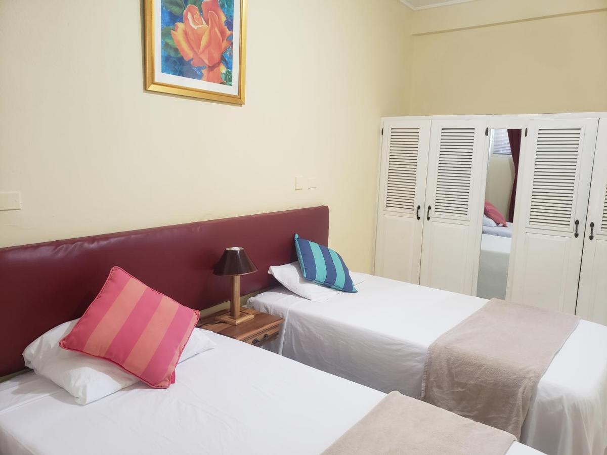 Sea Shell Palms, Acomodação com café da manhã  3*