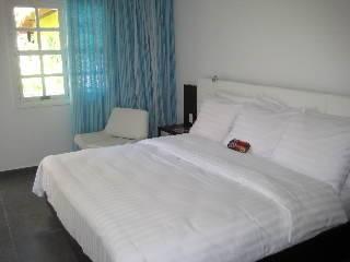 Trupial & Casino Hotel