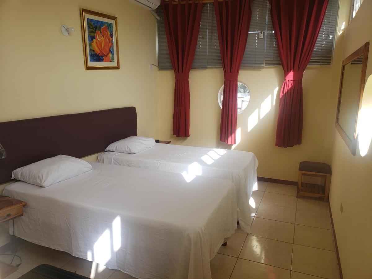 Acomodação com café da manhã  Sea Shell Palms, 3*