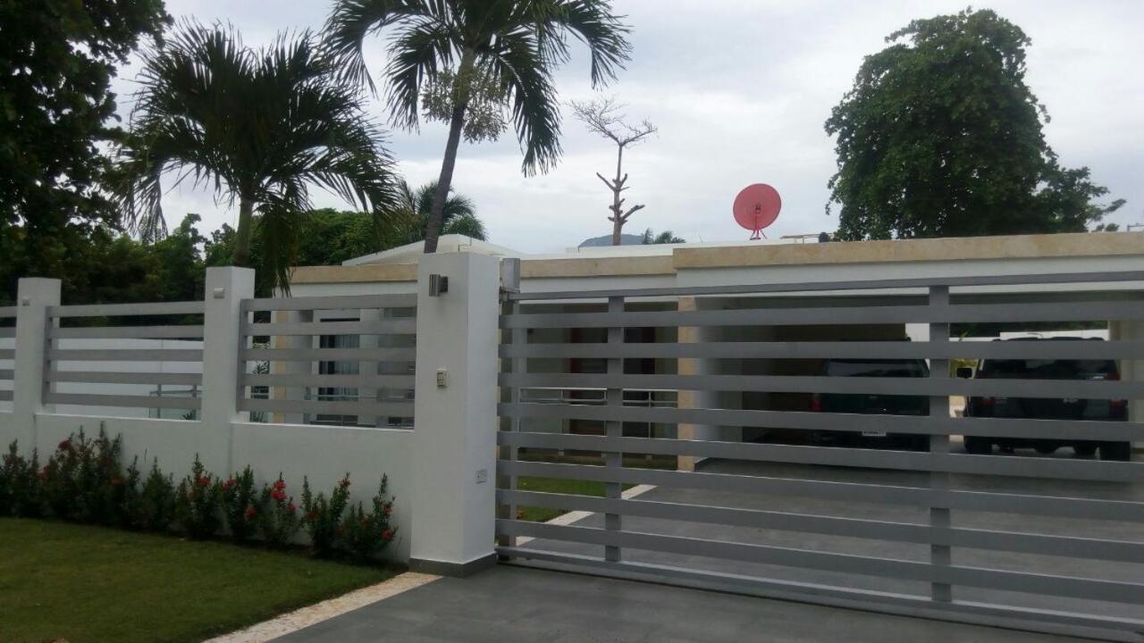Holiday home White House Mansion