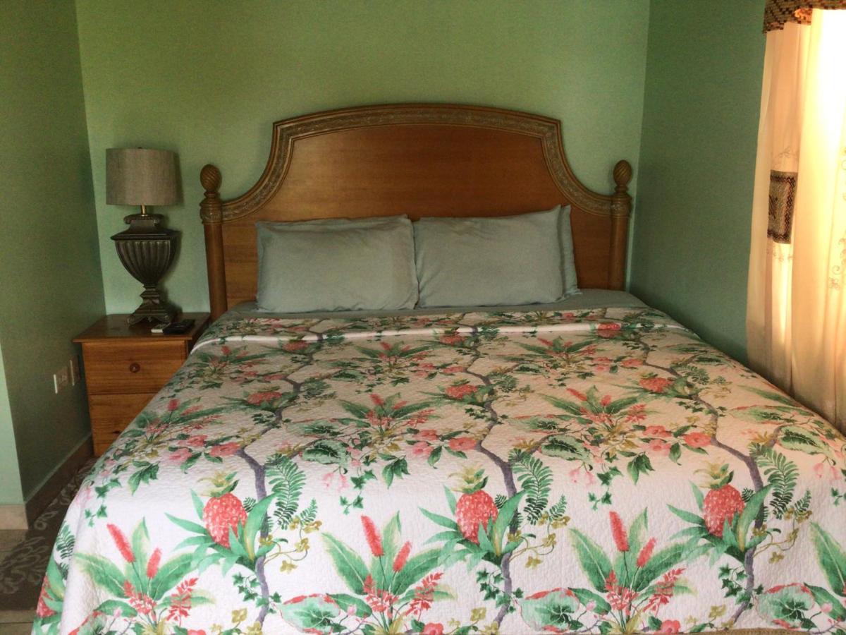 Antigua Seaview 3* St. John's
