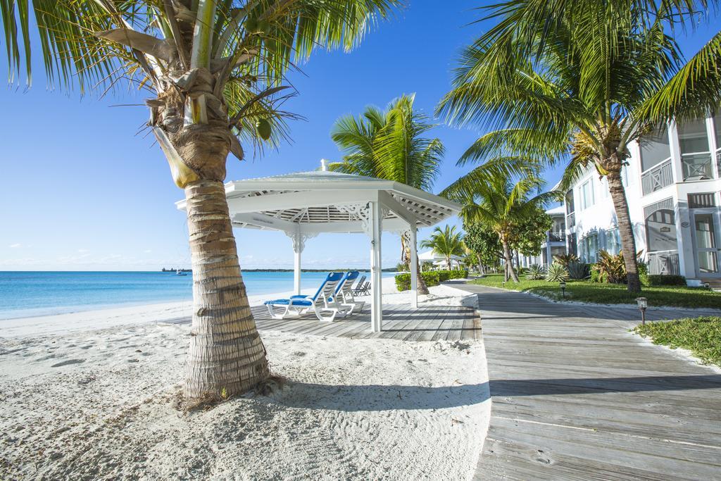 Resort Cape Santa Maria Beach &