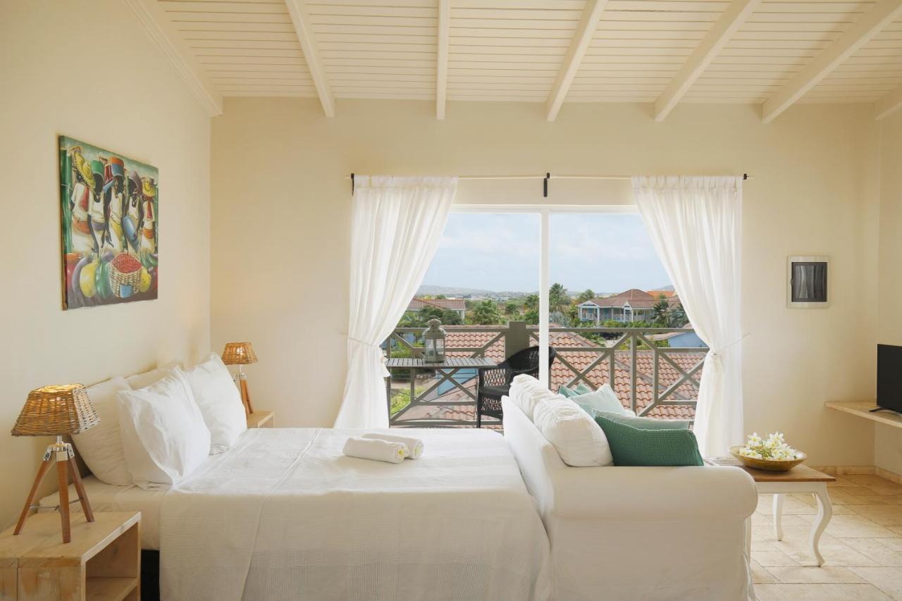 Ocean Breeze Boutique & Marina 3*