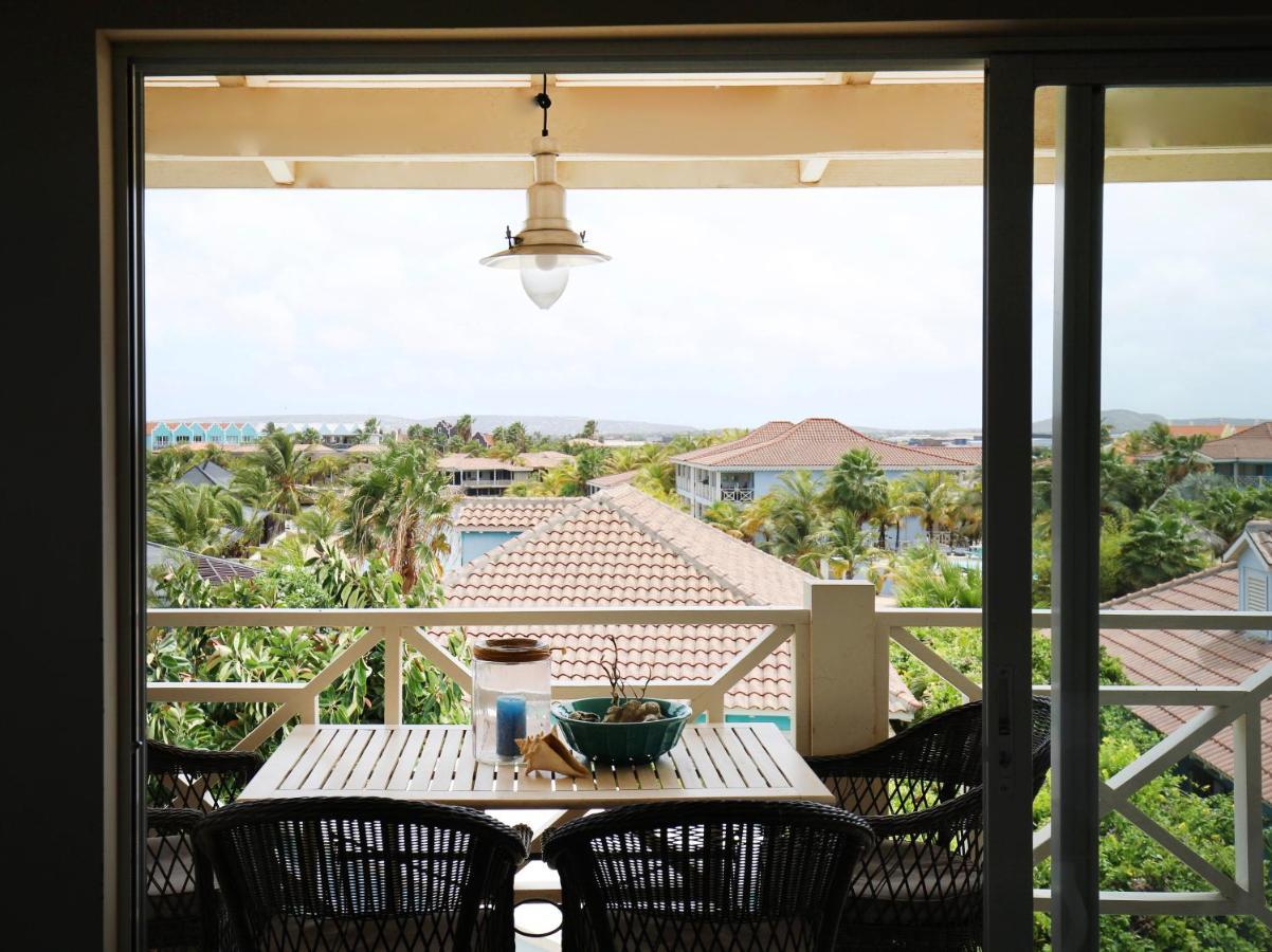 Hotel Ocean Breeze Boutique & Marina