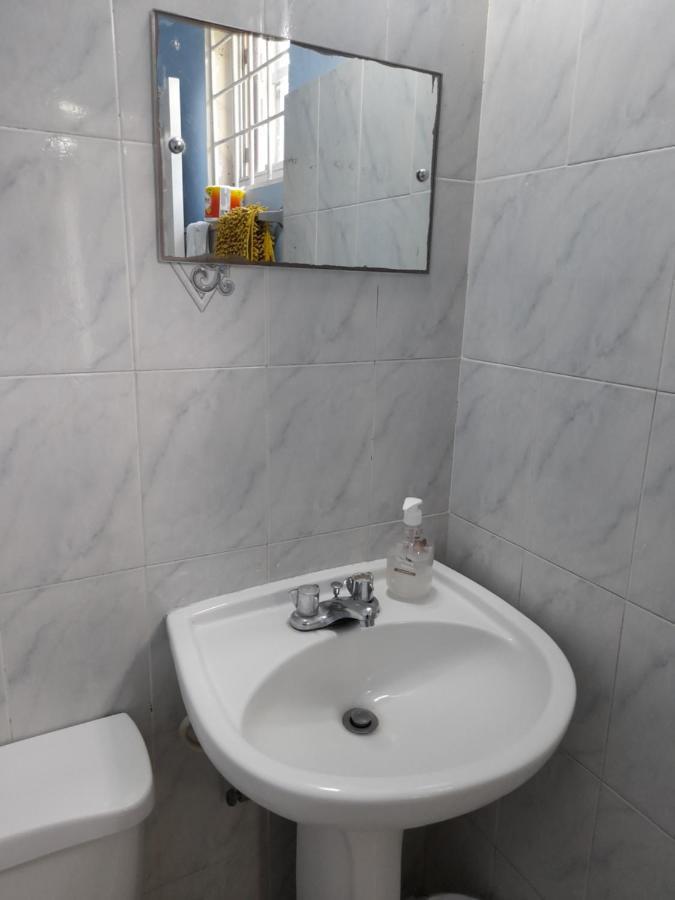 Homestay Camelia Kingston