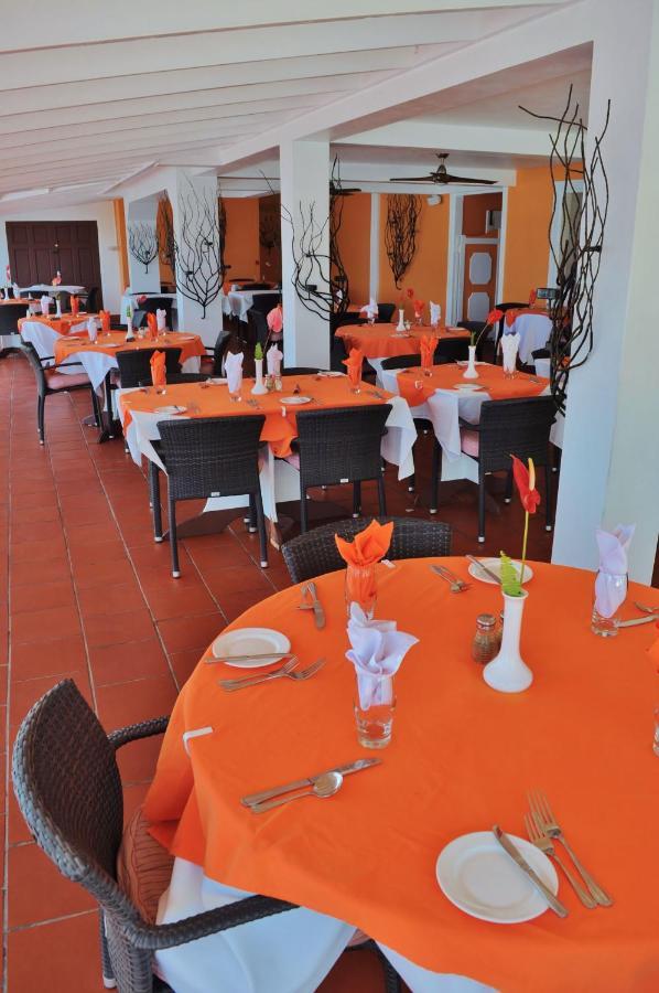 Mariners Hotel Calliaqua
