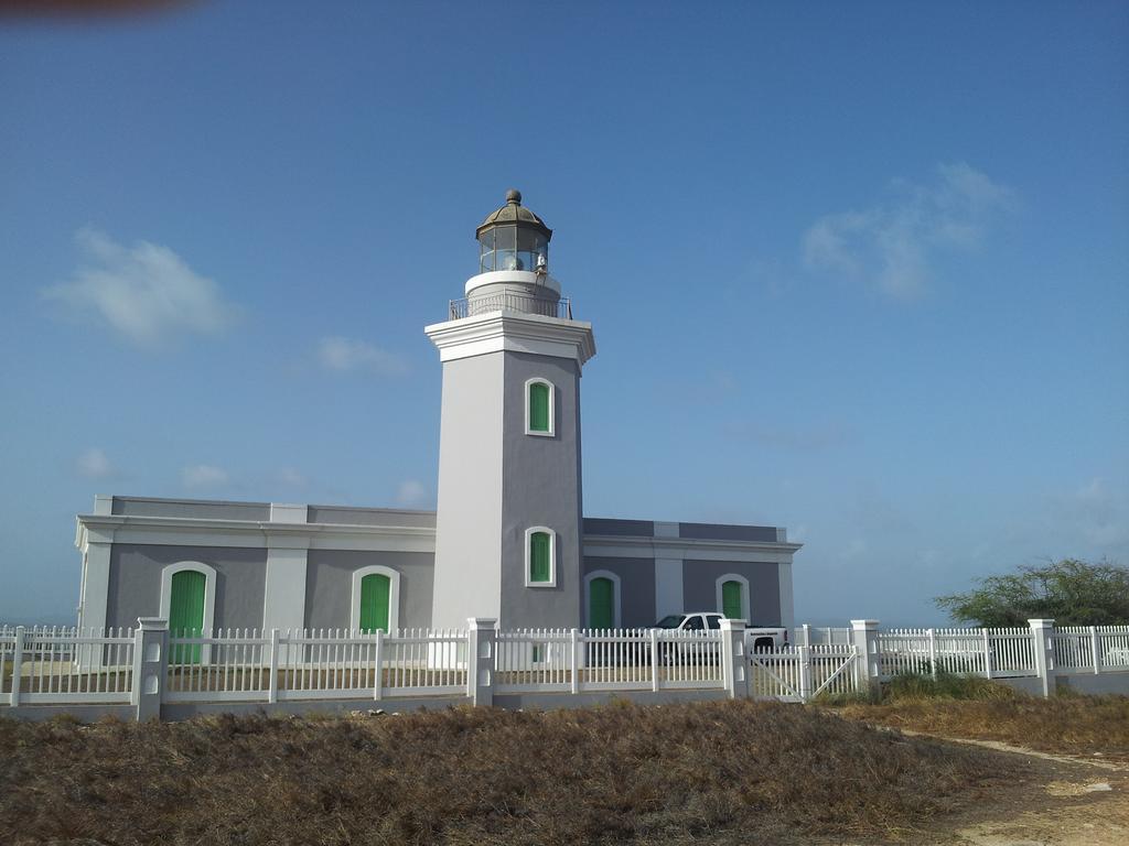Perichi's 2* Cabo Rojo