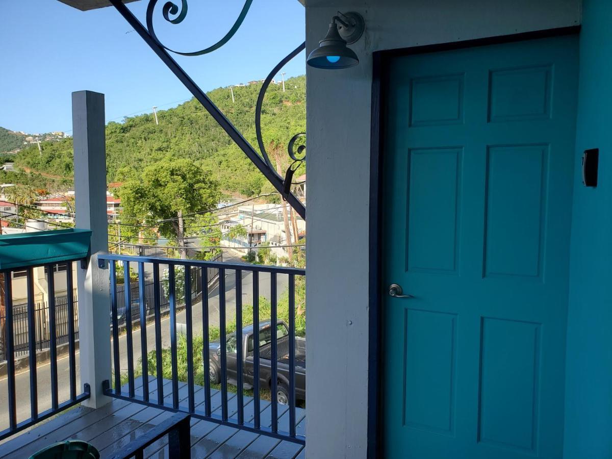 Aqua Saint Thomas Apartment