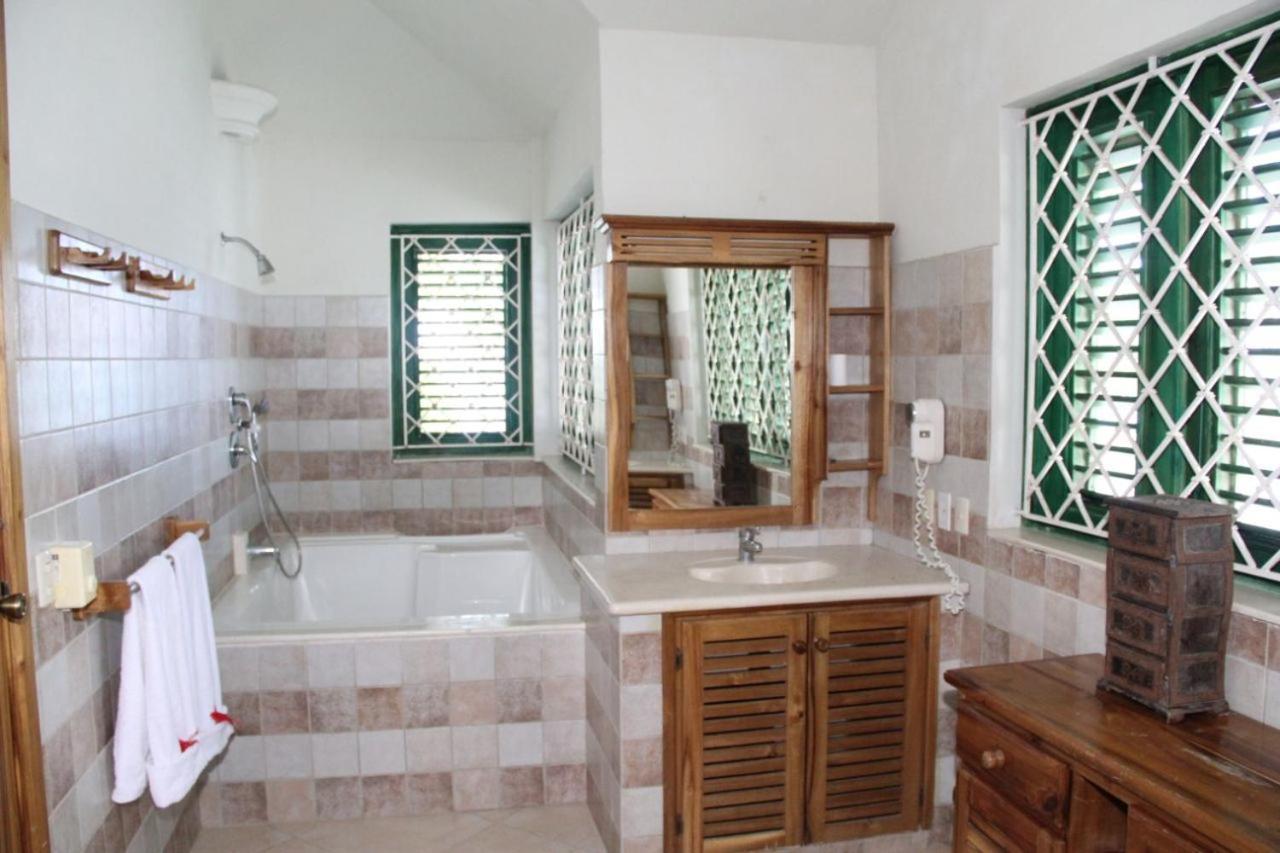 Aparthotel Josefina Terrenas