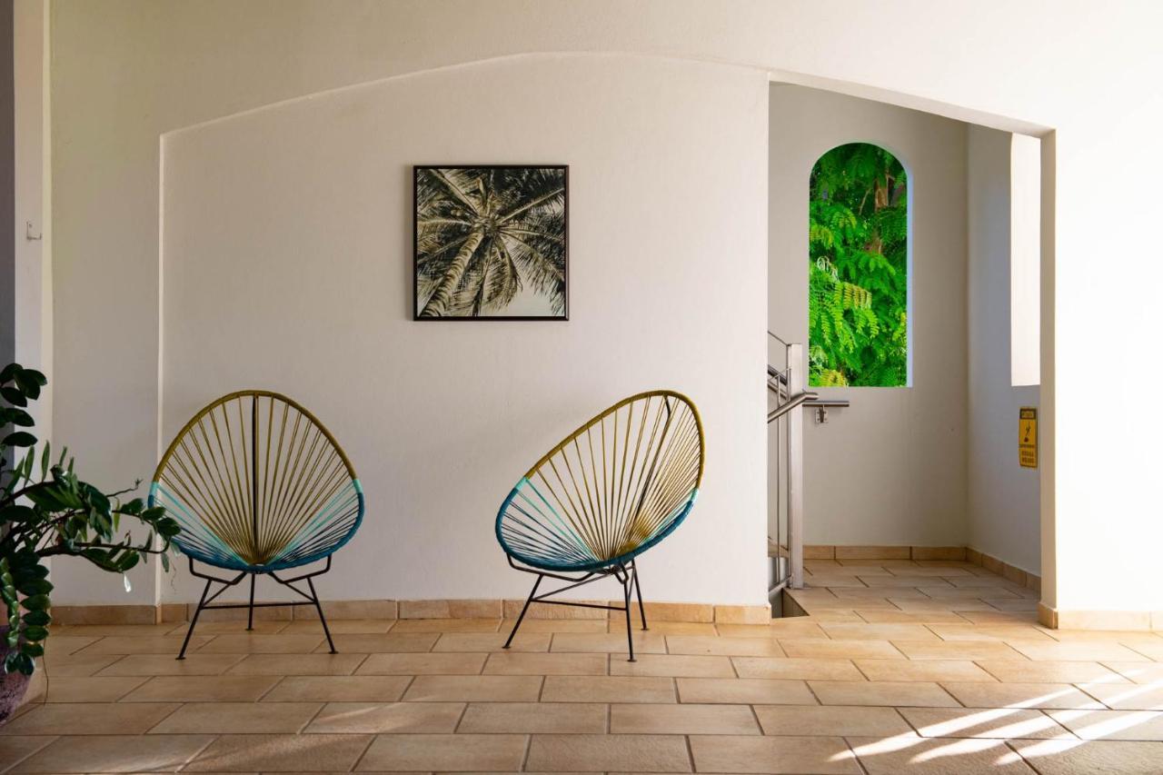 Hotel Lazy Parrot Rincon
