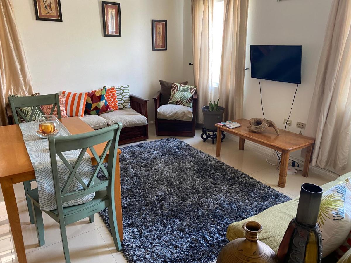 Dawn's Comfort Zone Apartment Kingston
