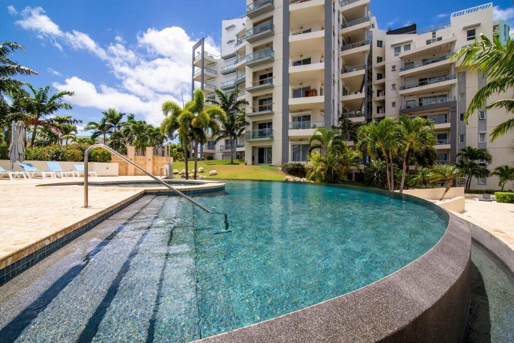 Skyline Luxury 5 Star Apartment *