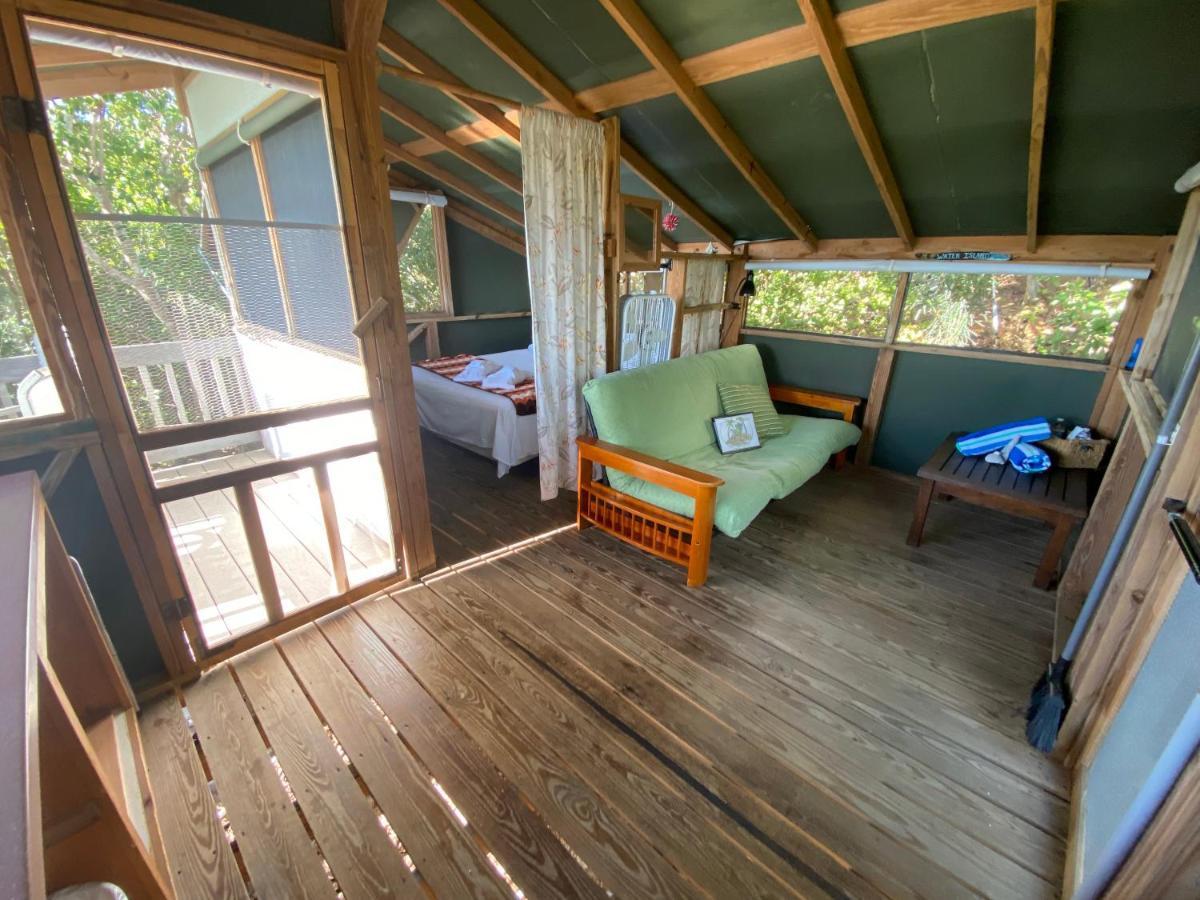 Virgin Islands 2*