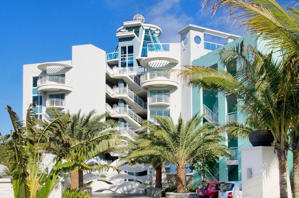 Oyster Bay Beach Resort 4*