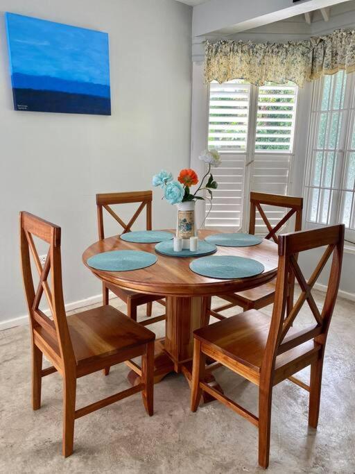 Coastal Beauty - Beautiful Penthouse In Ocho Rios