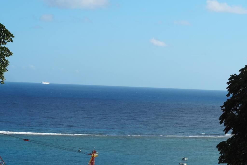 Coastal Beauty - Beautiful Penthouse In Apartment Ocho Rios