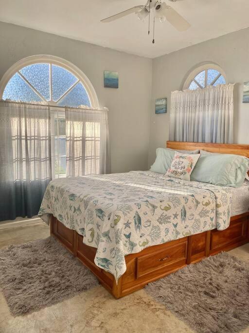 Coastal Beauty - Beautiful Penthouse In *