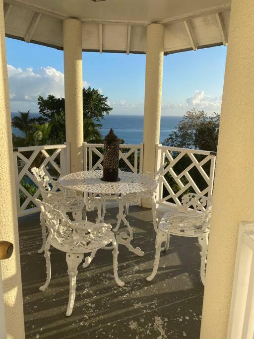 Coastal Beauty - Beautiful Penthouse In