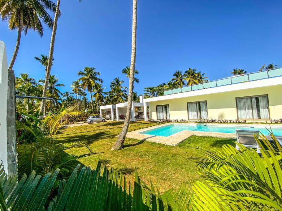 Calma, Luxury For Big Groups At The With Large Pool * Las Terrenas