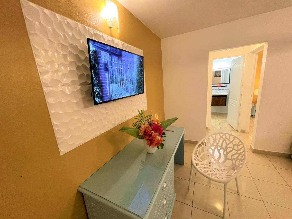 Tropicana Suites Aparthotel