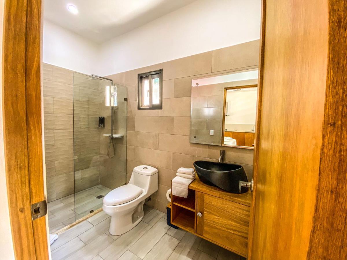 Calma, Luxury For Big Groups At The With Large Pool Villa *