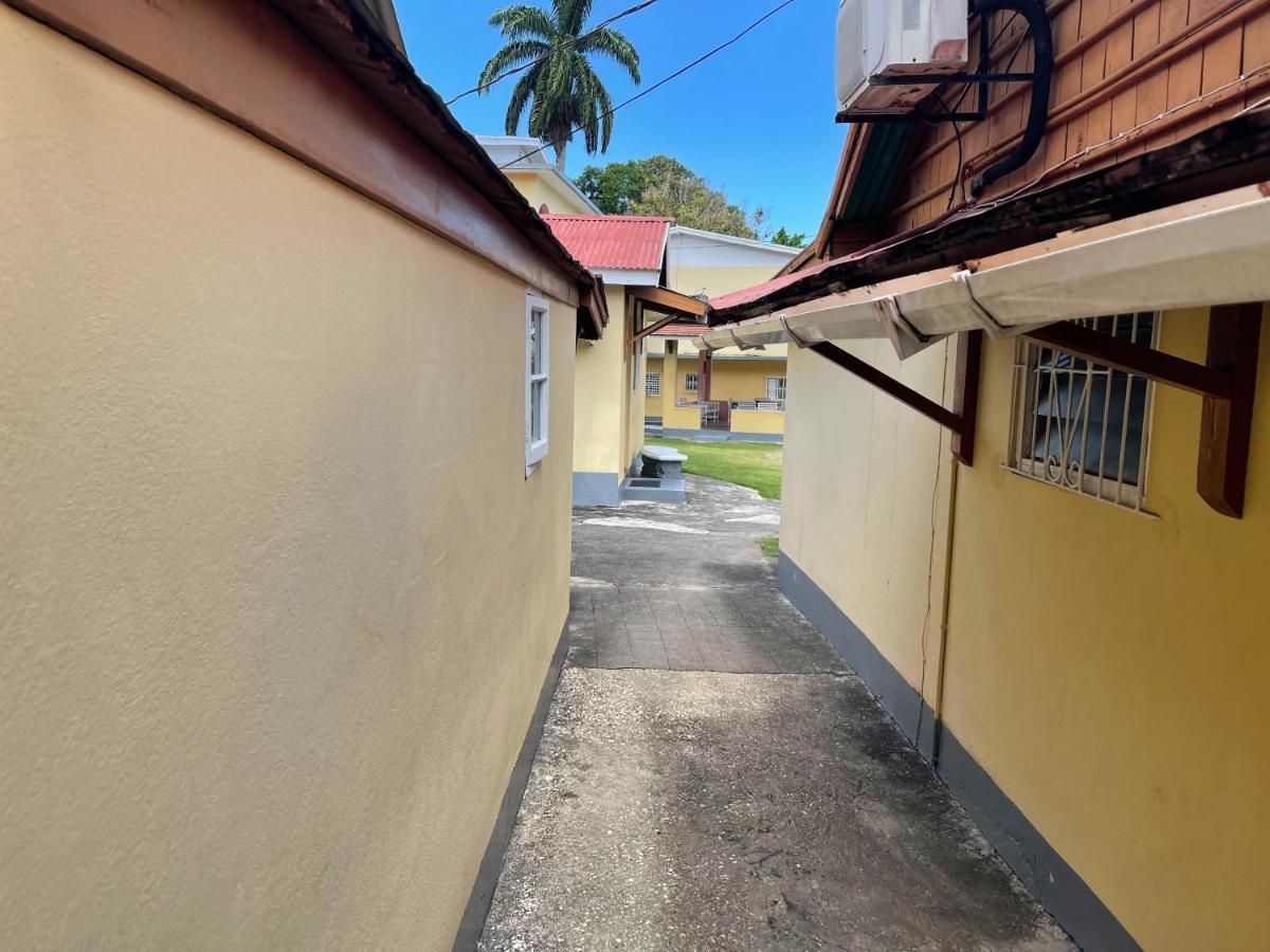 Little Shaw Park Guest house Ocho Rios
