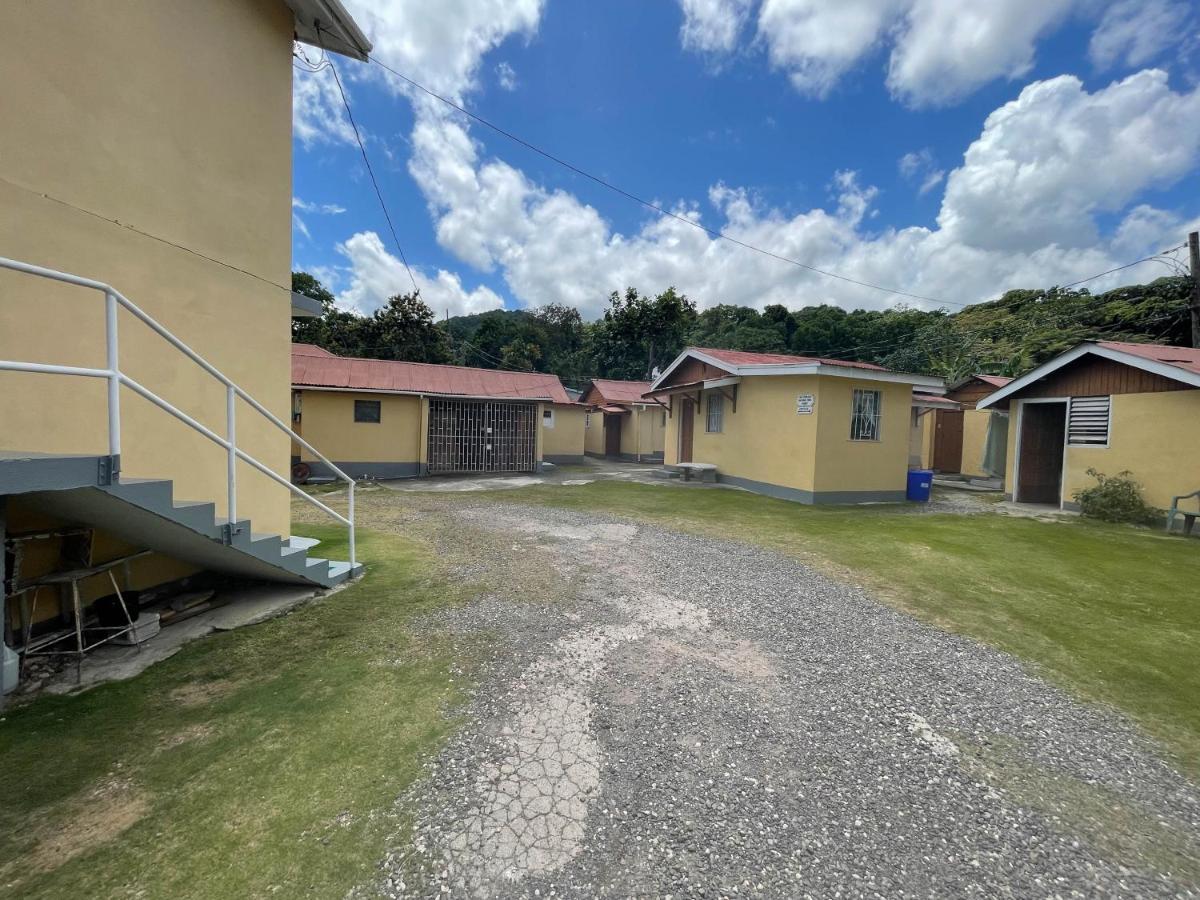 Little Shaw Park Guest house Ocho Rios