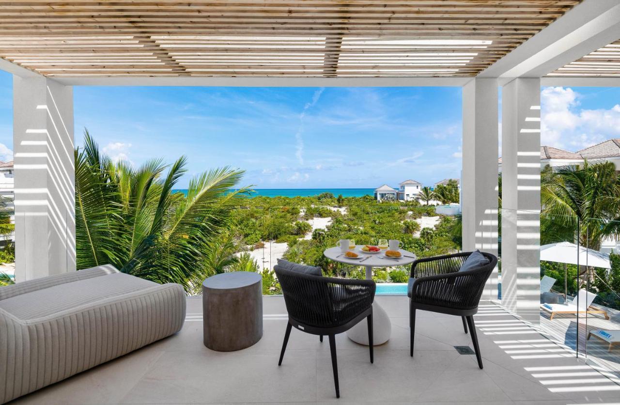 Enclave Grace Bay