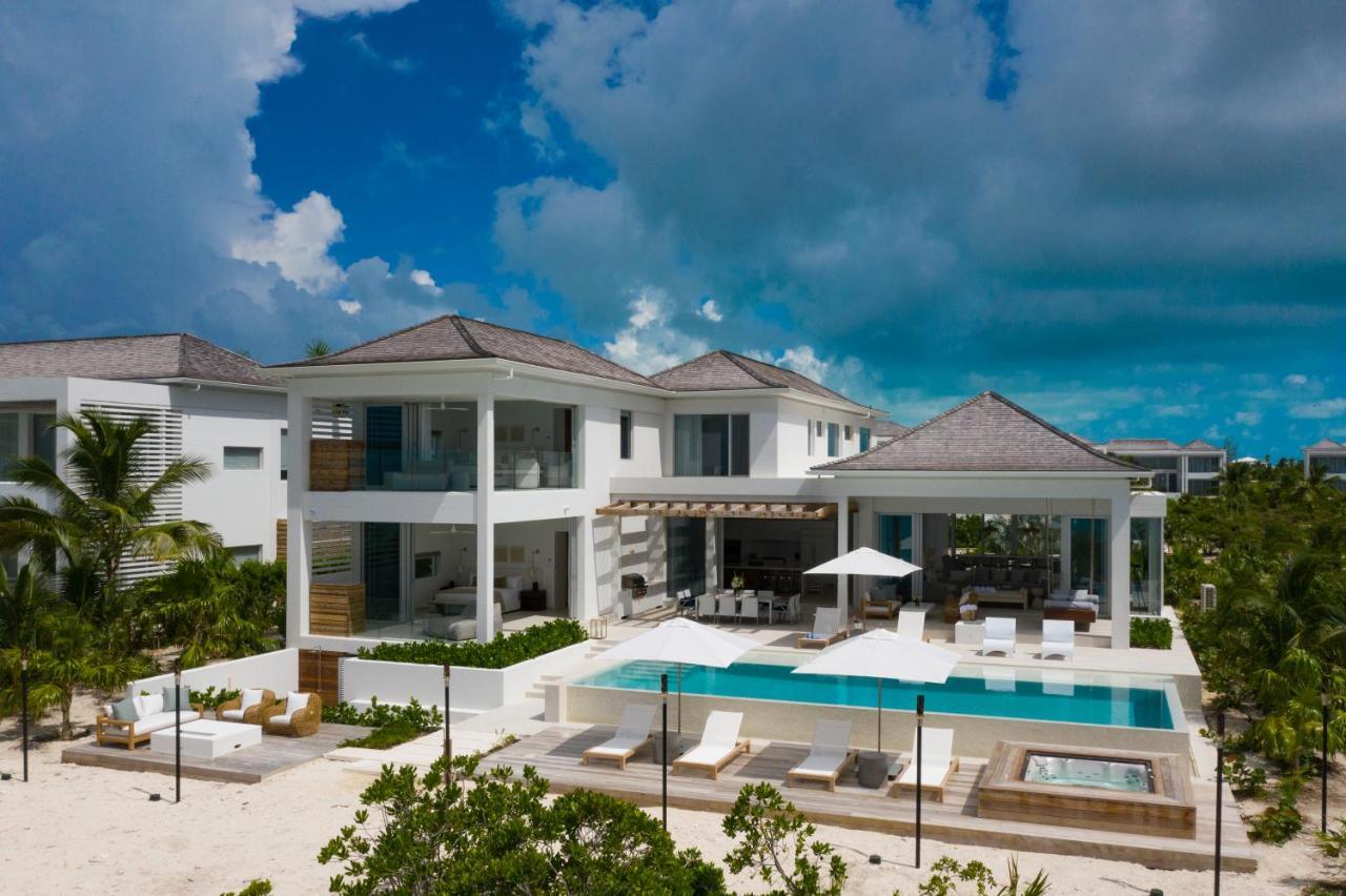 Enclave Grace Bay