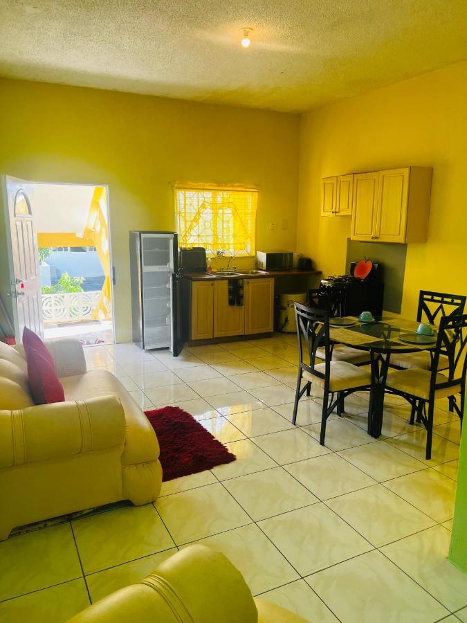 Spring Palm Estate * St. Mary