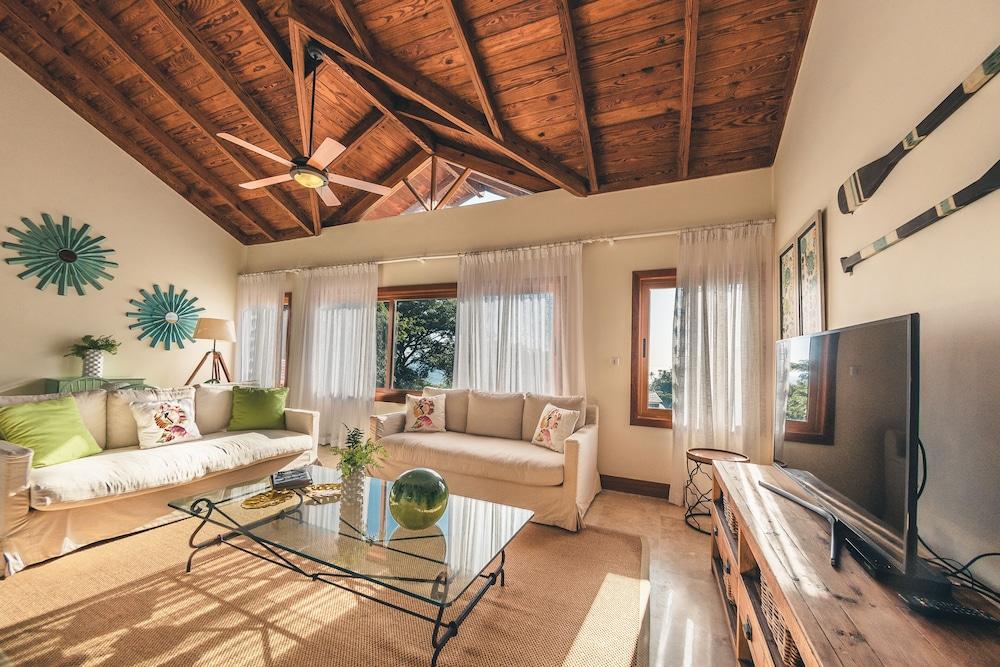 The Bannister & Yacht Club By Mint 5* Samana