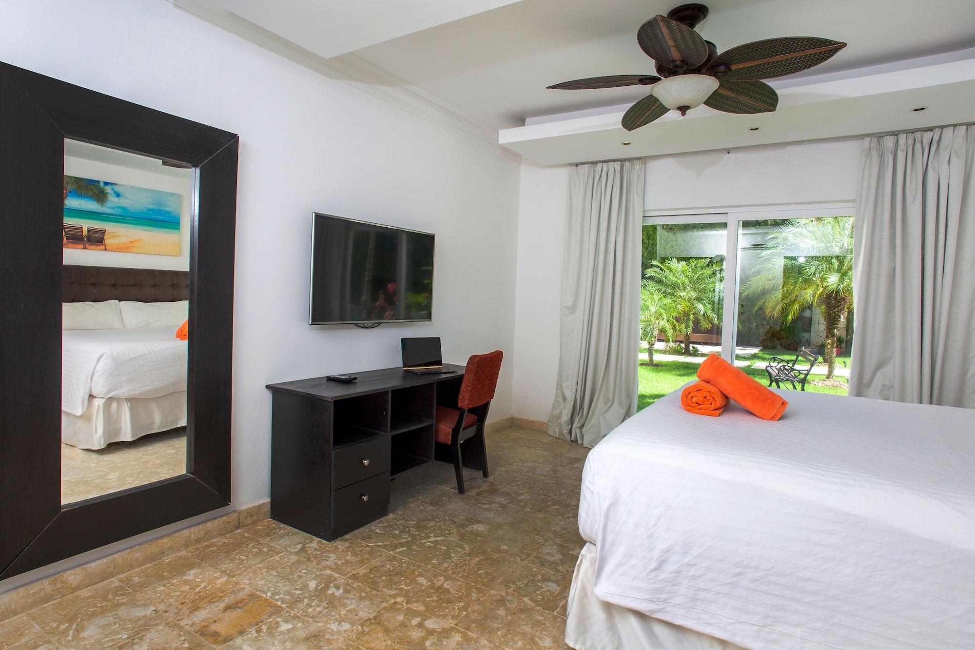 Hotel Chateau Del Mar Ocean 4*