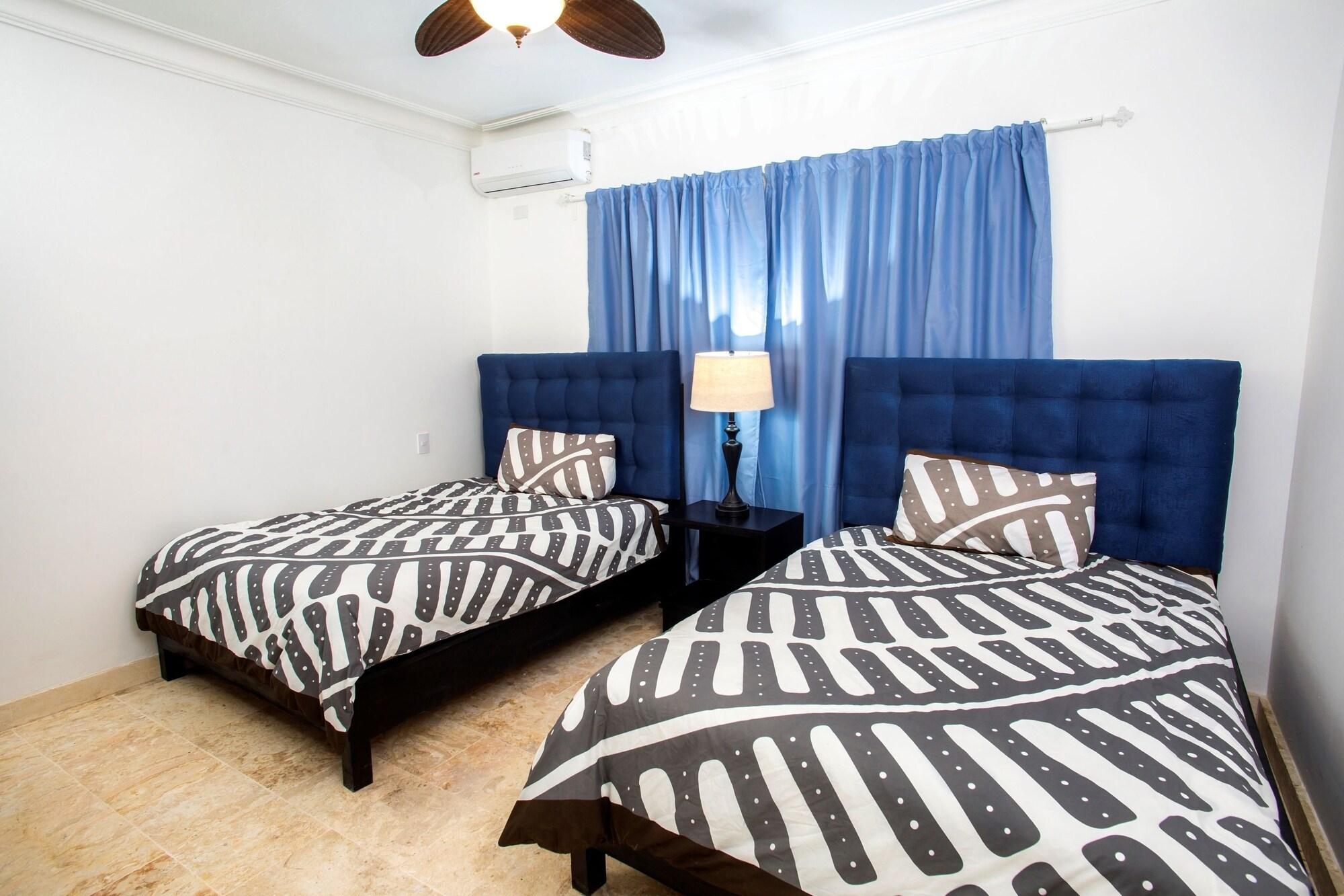 Hotel Chateau Del Mar Ocean 4*