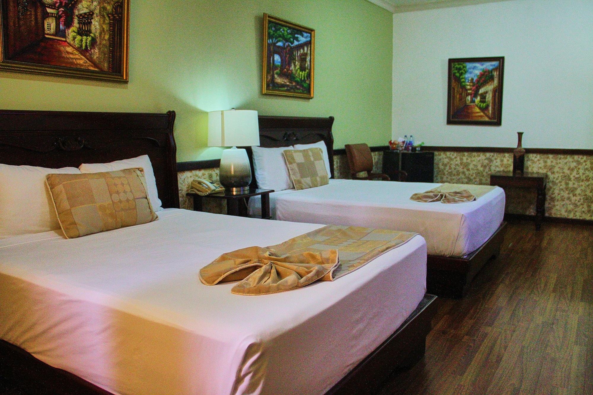 Hotel Platino & Casino