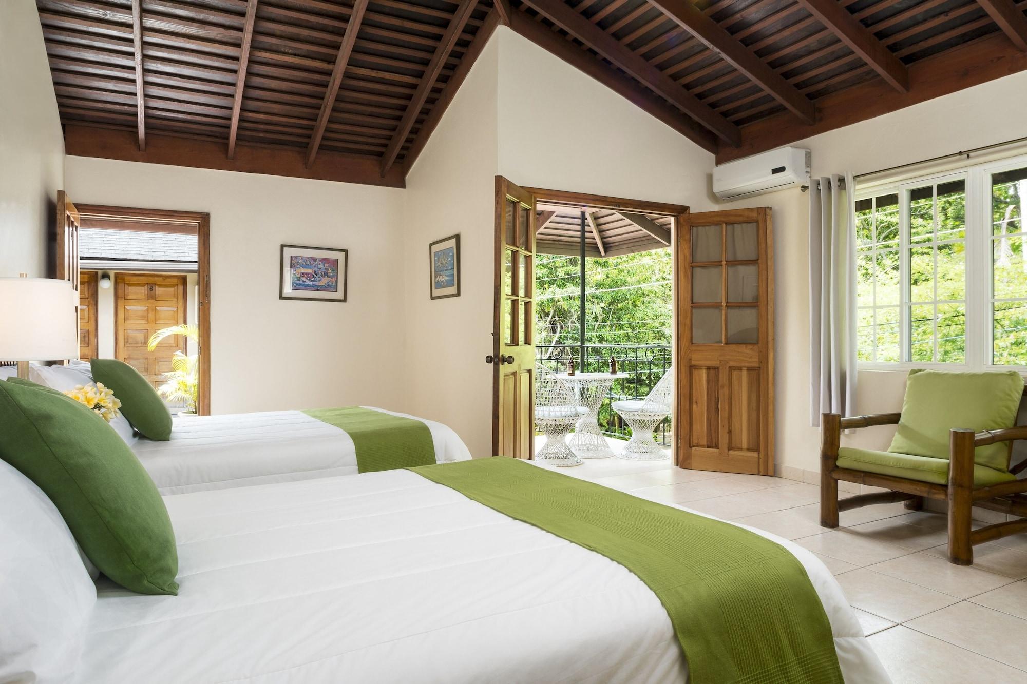 Hotel White Sands 3*