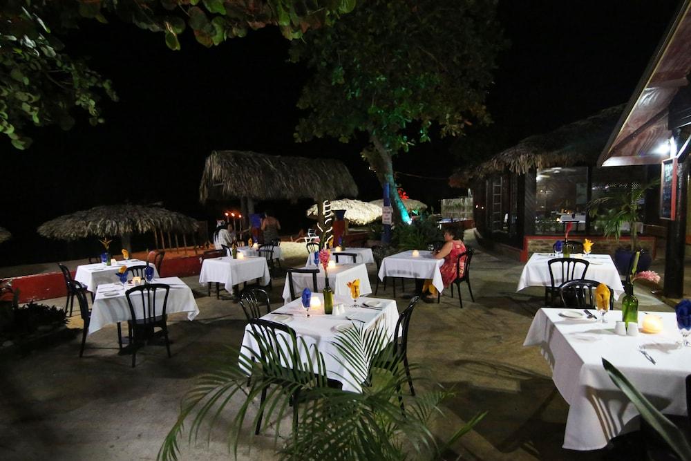 Hotel Bar-b-barn Beach 2*