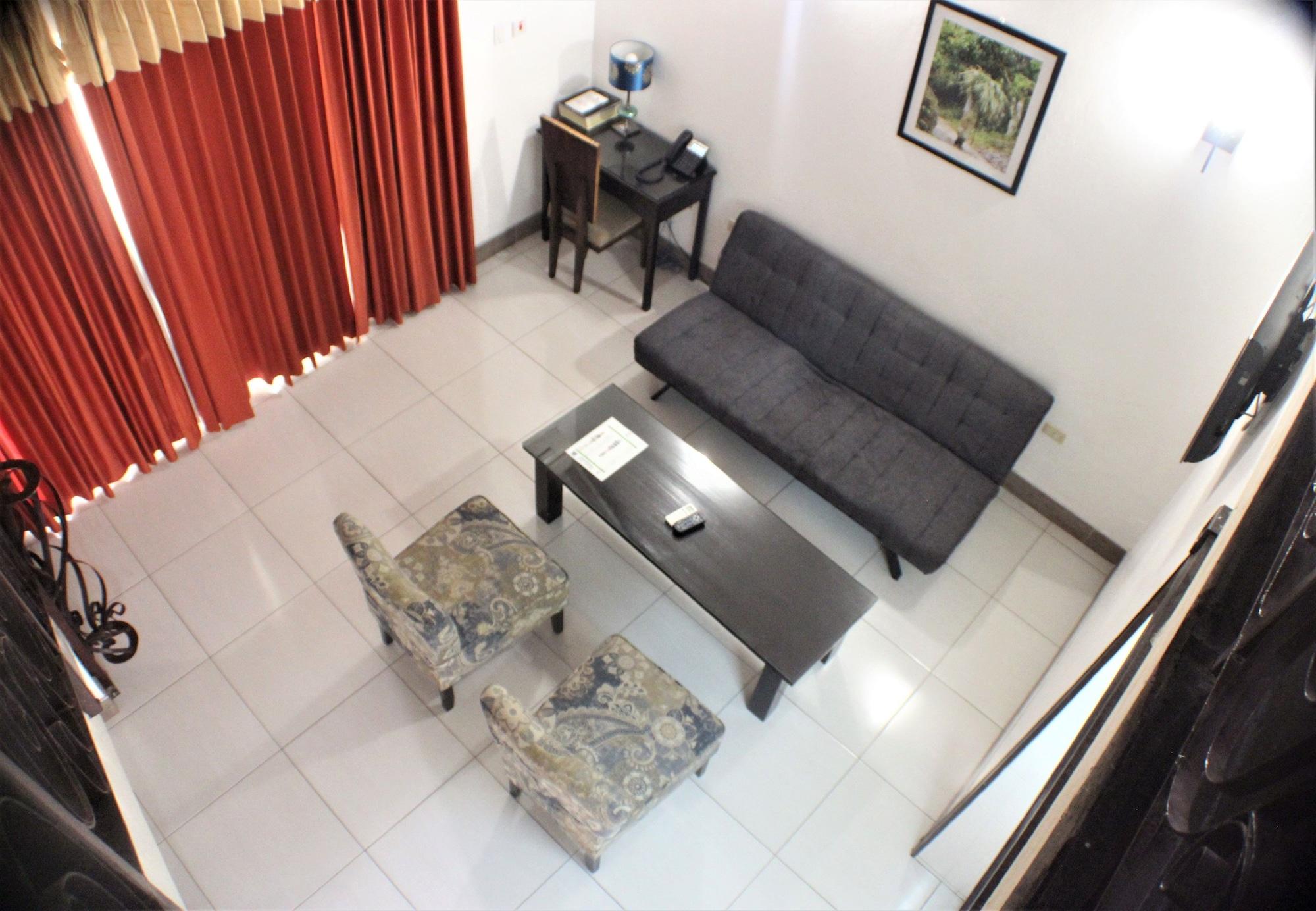 Hotel Altamont Court