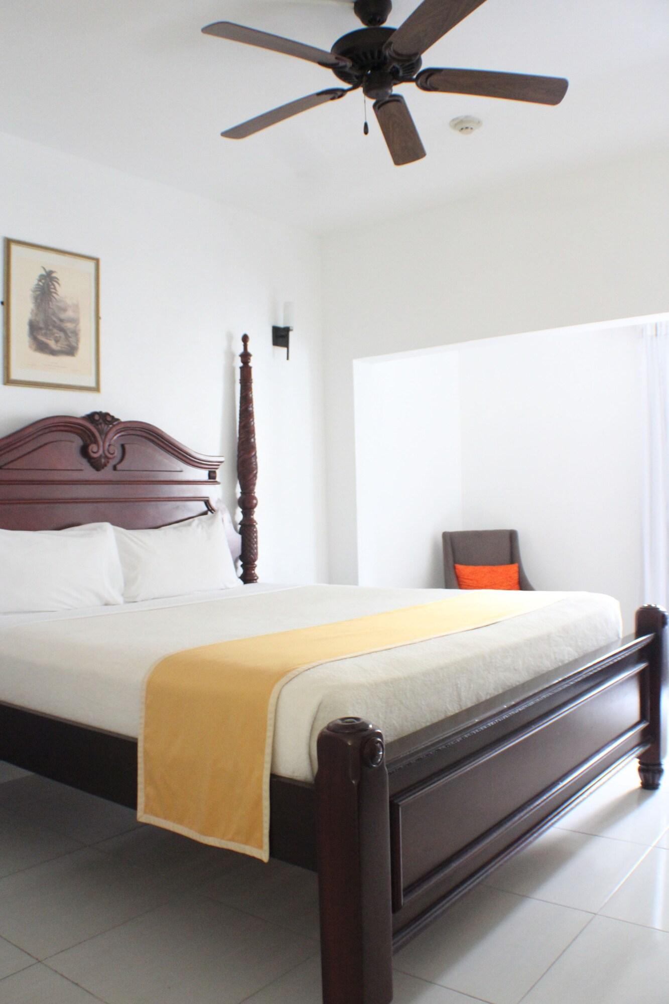 Altamont Court Hotel Kingston