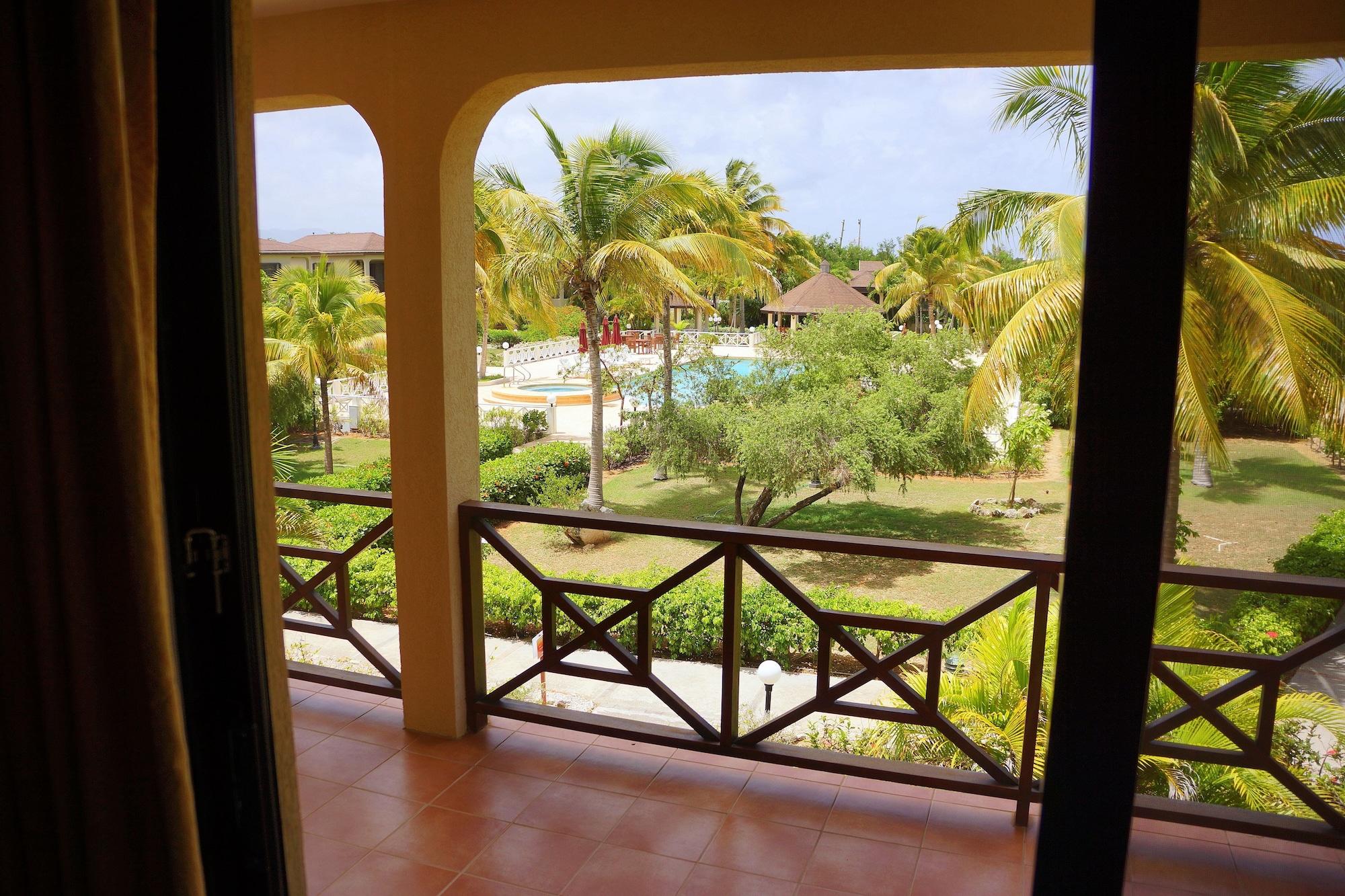 Resort Paradise Cove