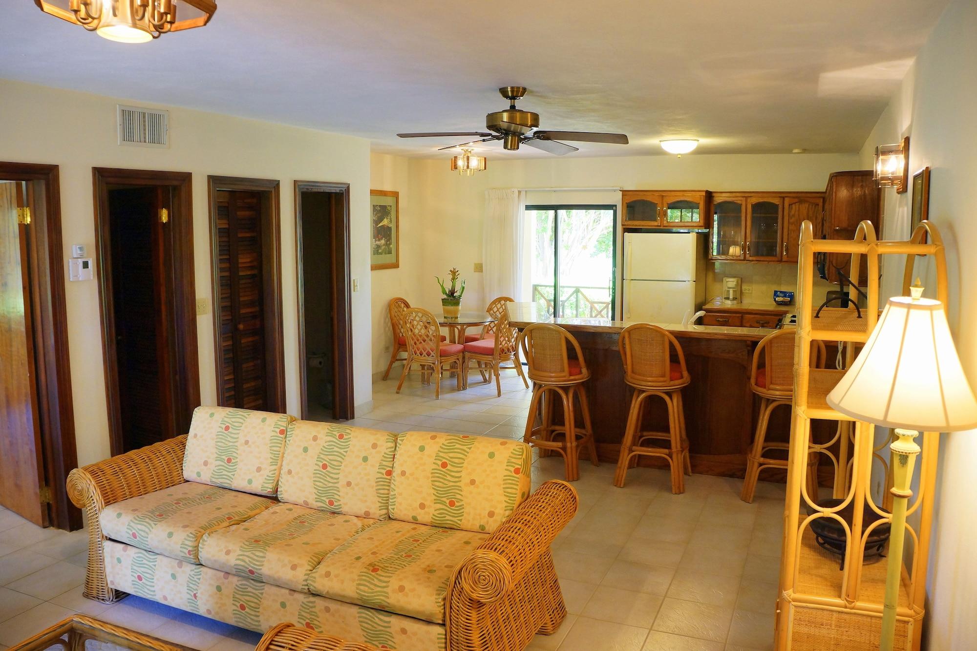 Resort Paradise Cove 3*