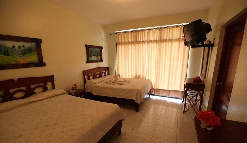 Hotel Gran Jimenoa 4*