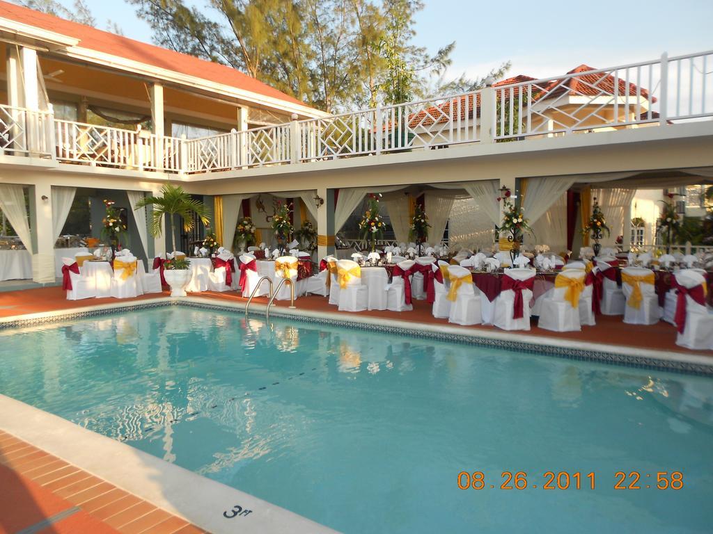 Pipers Cove 3*