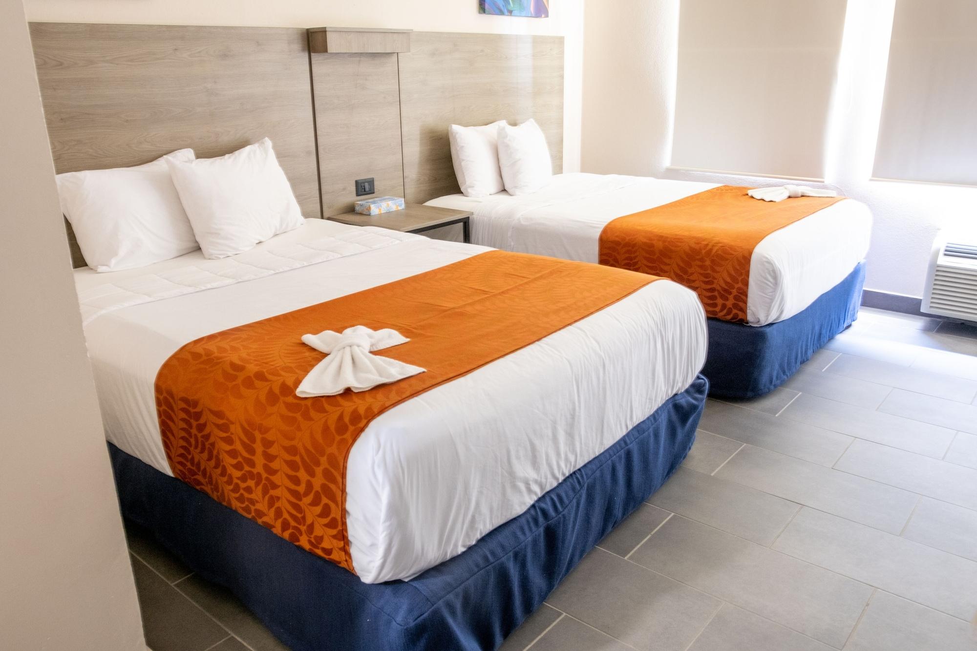 Hotel El Faro 3*