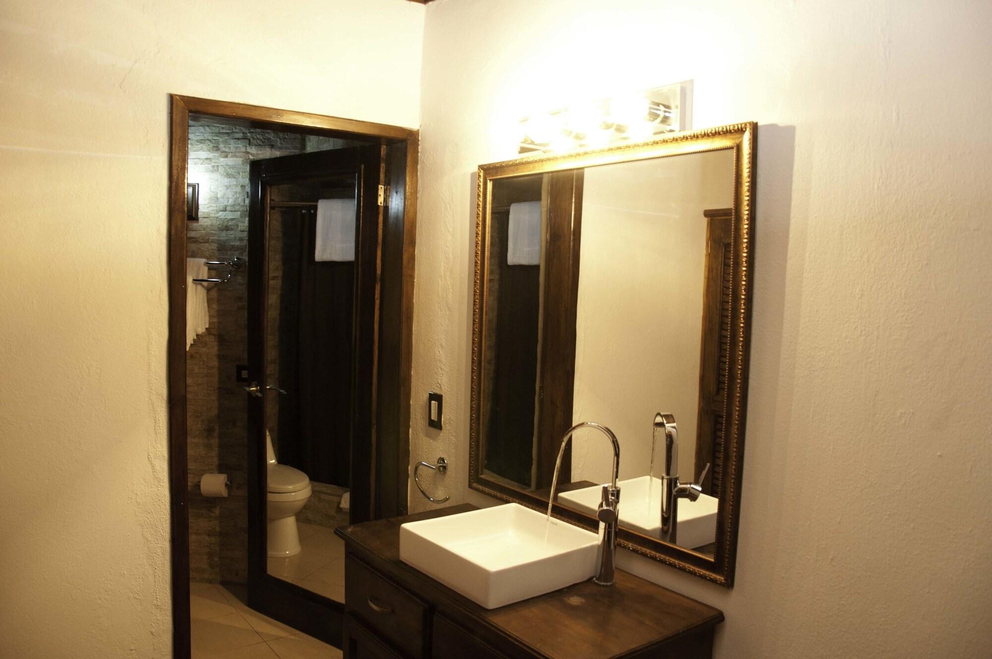 La Maison Hotel Porto Príncipe