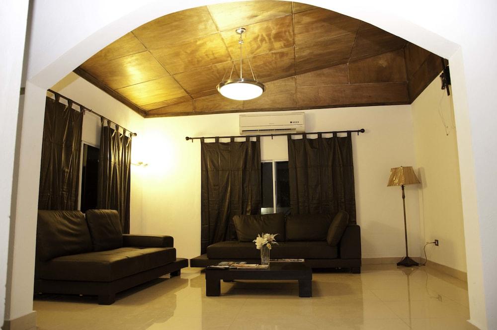La Maison 3*